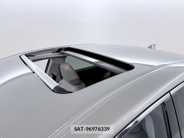 Lexus ES 2024-05 7725014-24