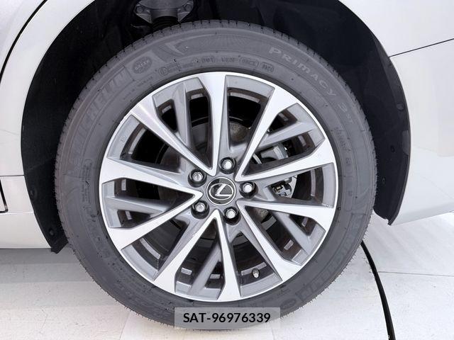 Lexus ES 2024-05 7725014-28