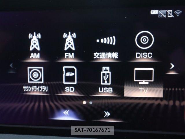 Lexus ES 2019-08 7725016-19