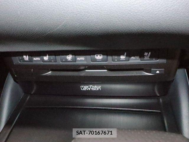 Lexus ES 2019-08 7725016-21