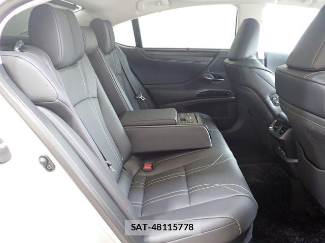 Lexus ES 2025-09 7786446-21