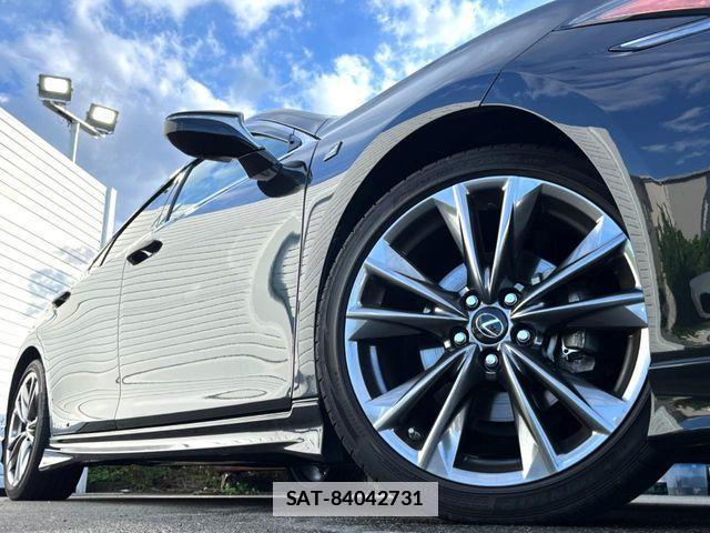 Lexus ES 2020-01 7877322-17