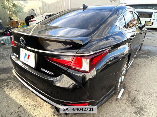Lexus ES 2020-01 7877322-19