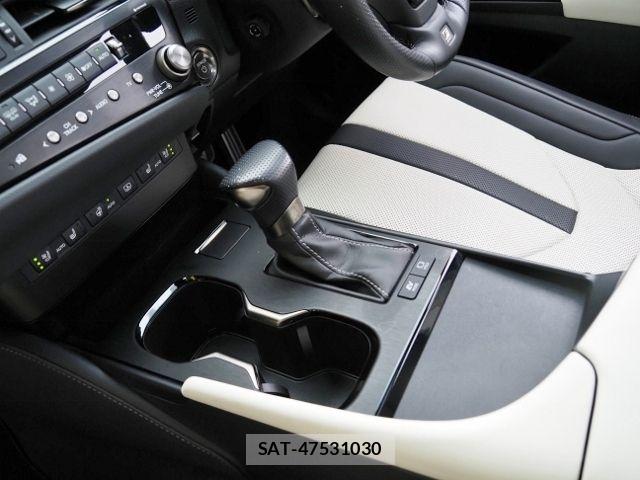 Lexus ES 2023-05 7877321-25
