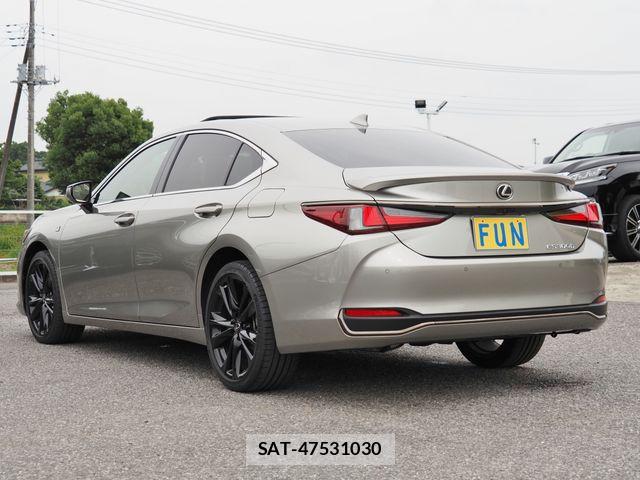 Lexus ES 2023-05 7877321-5