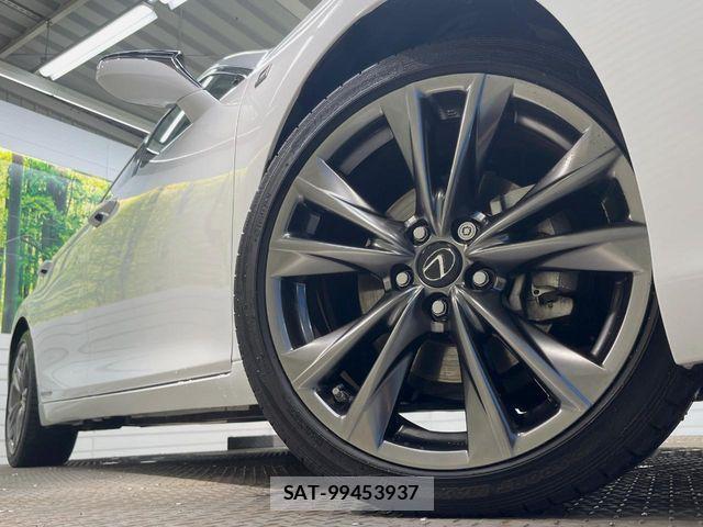 Lexus ES 2019-06 7902841-12