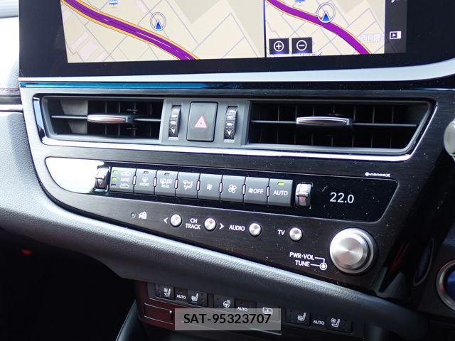 Lexus ES 2021-10 7962376-20