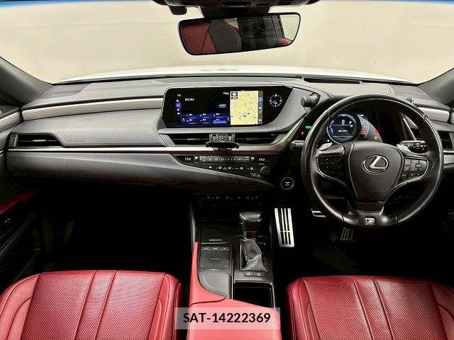 Lexus ES 2019-01 7962375-2