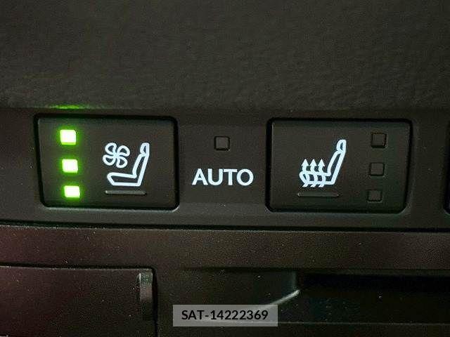 Lexus ES 2019-01 7962375-6