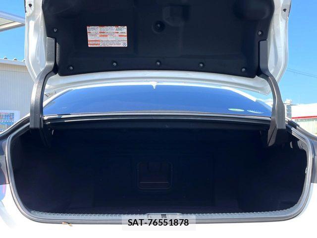 Lexus ES 2019-07 7979750-10