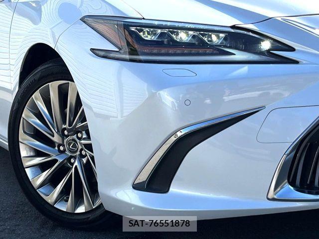 Lexus ES 2019-07 7979750-12
