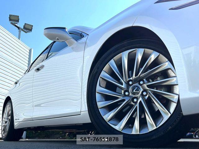 Lexus ES 2019-07 7979750-13