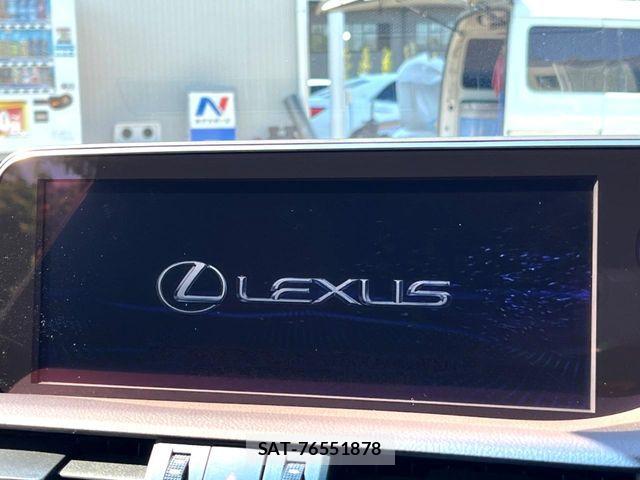 Lexus ES 2019-07 7979750-3
