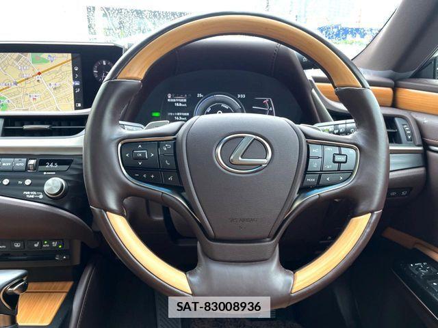 Lexus ES 2020-09 7979747-9