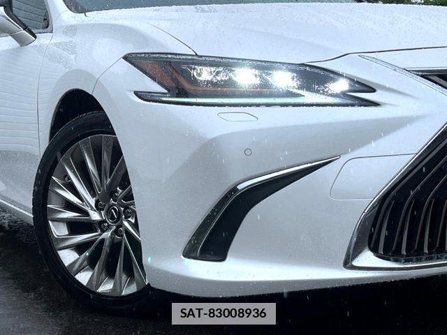 Lexus ES 2020-09 7979747-10