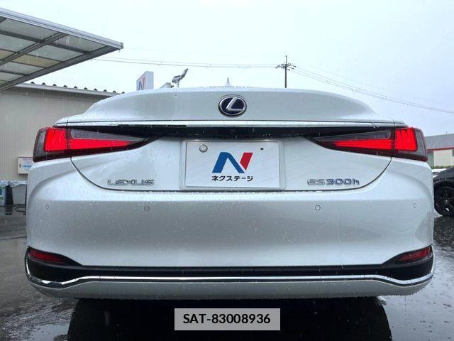 Lexus ES 2020-09 7979747-13