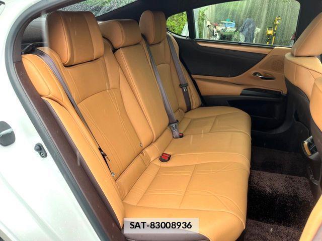 Lexus ES 2020-09 7979747-7