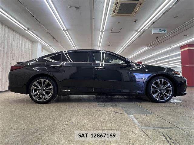 Lexus ES 2020-11 7979748-15