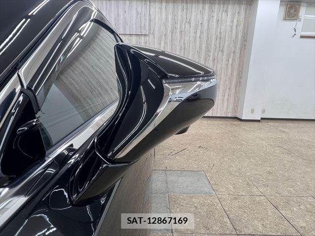 Lexus ES 2020-11 7979748-22
