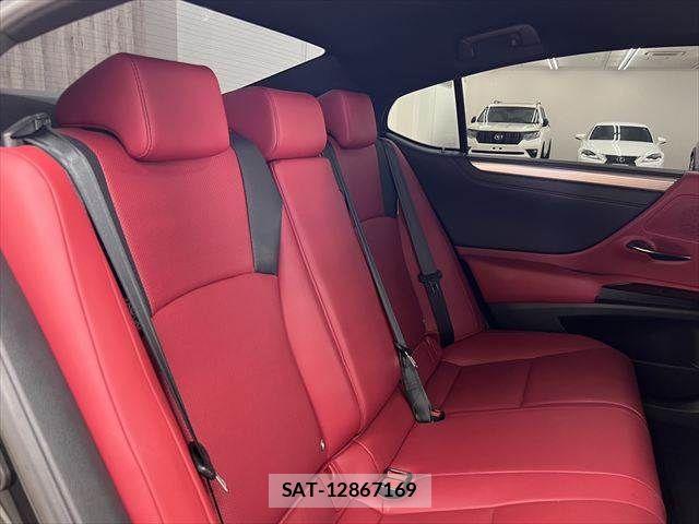 Lexus ES 2020-11 7979748-8
