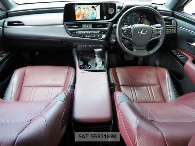 Lexus ES 2023-08 7979746-10