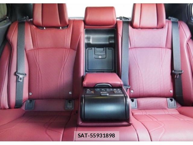 Lexus ES 2023-08 7979746-13