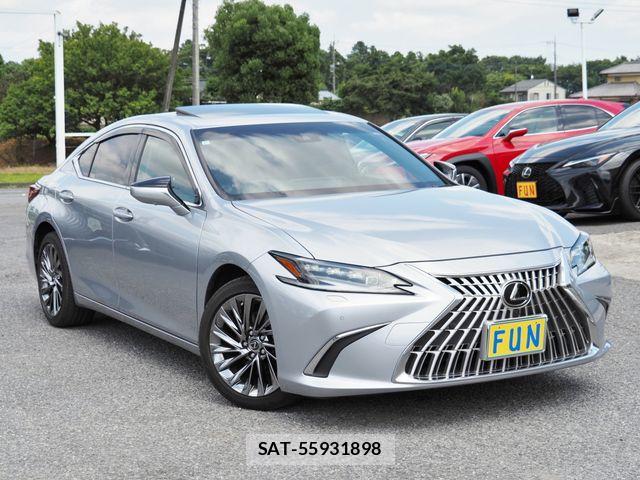 Lexus ES 2023-08 7979746-2