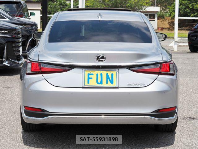 Lexus ES 2023-08 7979746-6