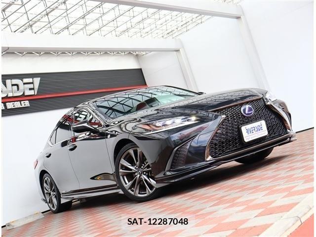 Lexus ES 2019-10 8036391-17