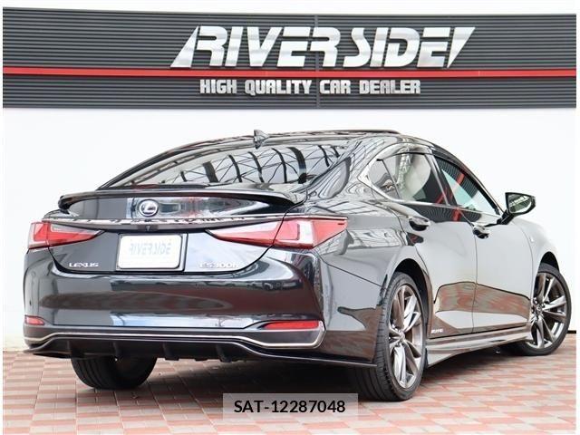 Lexus ES 2019-10 8036391-2