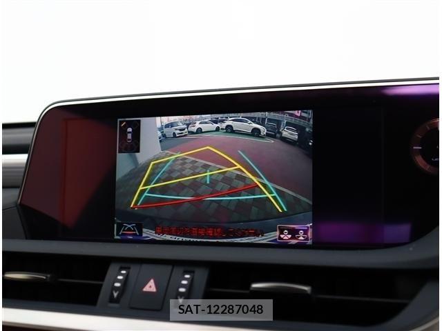 Lexus ES 2019-10 8036391-5