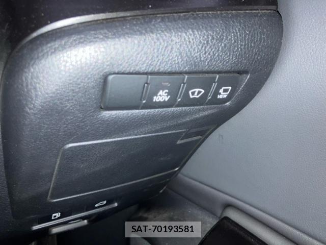 Lexus ES 2020-06 8036392-18