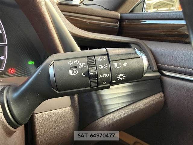 Lexus ES 2019-07 8036393-28