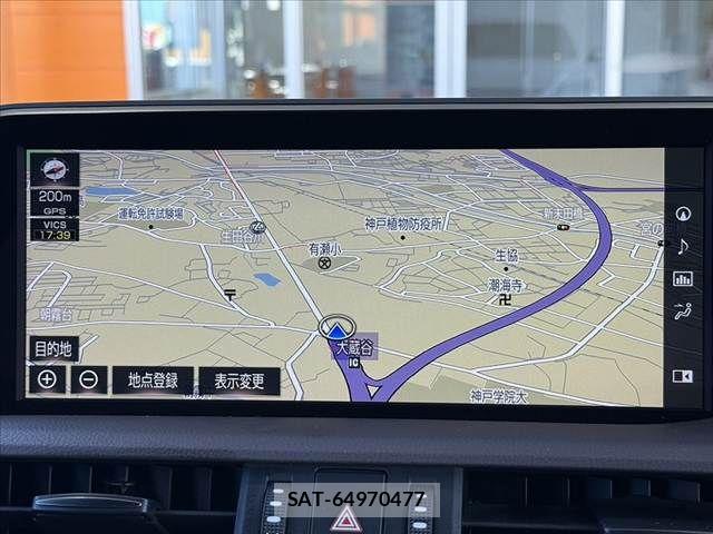 Lexus ES 2019-07 8036393-2