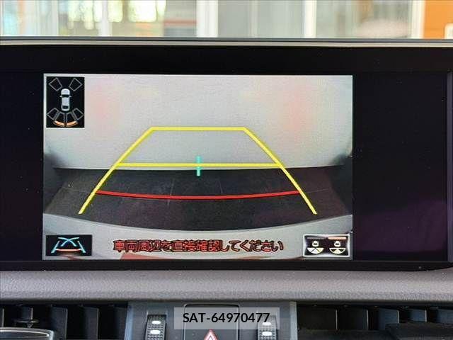 Lexus ES 2019-07 8036393-4