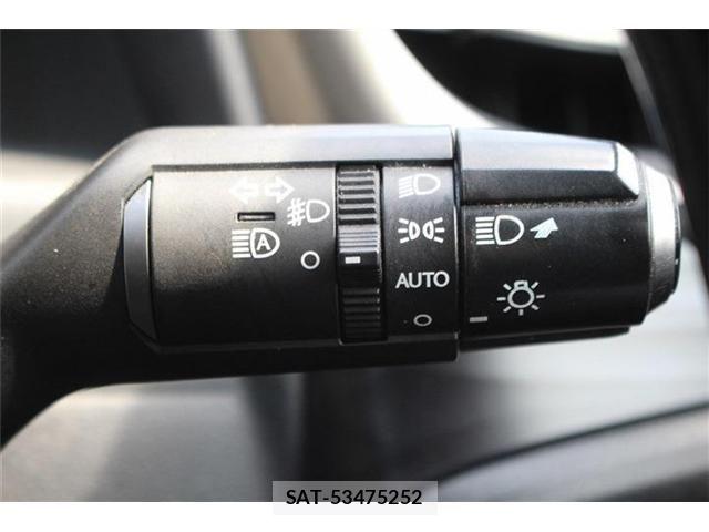 Lexus ES 2019-06 8074326-24