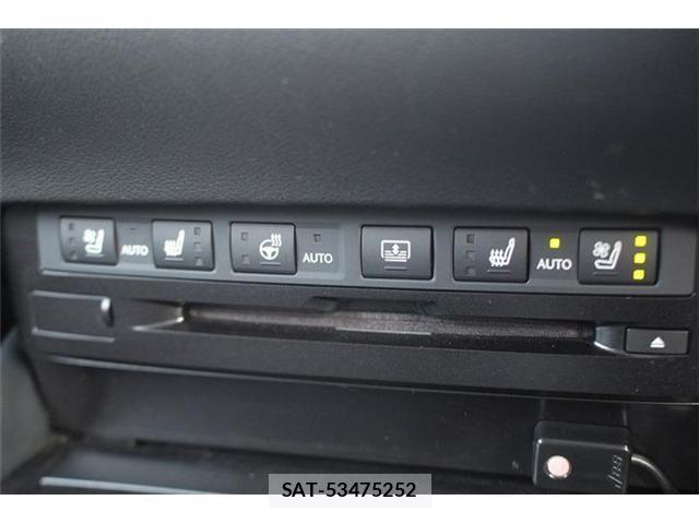 Lexus ES 2019-06 8074326-26