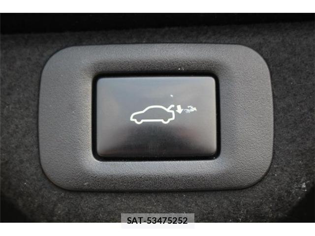 Lexus ES 2019-06 8074326-4
