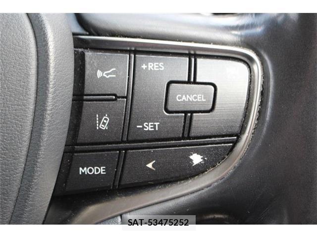 Lexus ES 2019-06 8074326-5