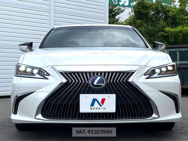 Lexus ES 2019-10 8074324-14
