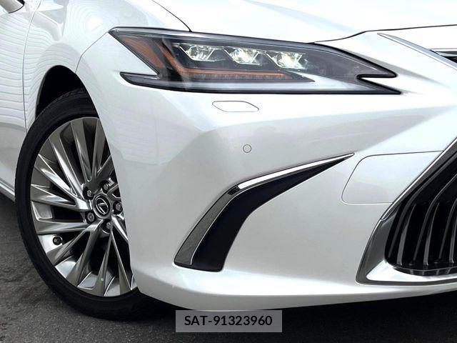 Lexus ES 2019-10 8074324-16