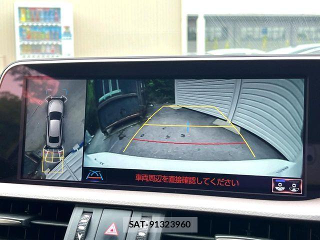 Lexus ES 2019-10 8074324-4