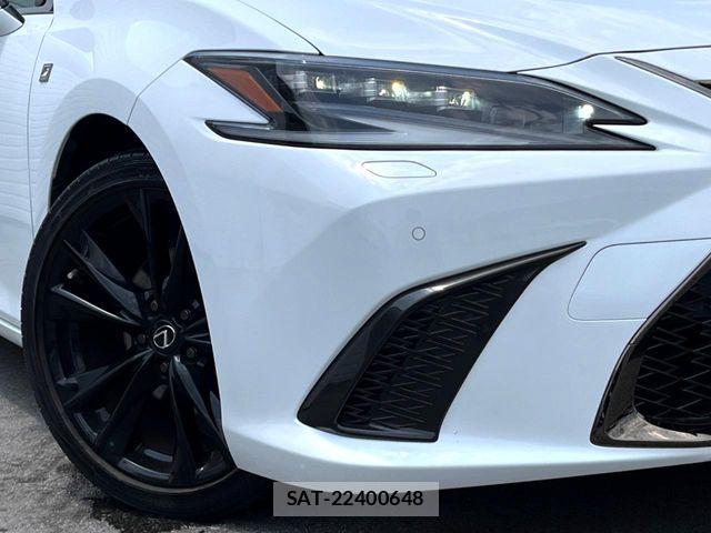 Lexus ES 2022-01 8100110-16