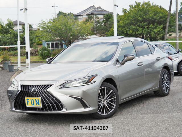 Lexus ES 2025-11 8100111-0