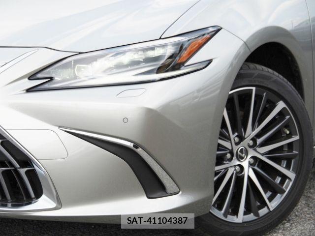 Lexus ES 2025-11 8100111-8