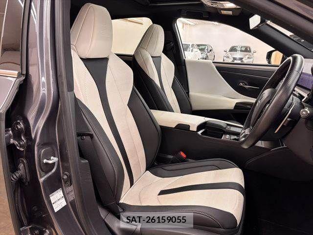 Lexus ES 2022-05 8130994-7