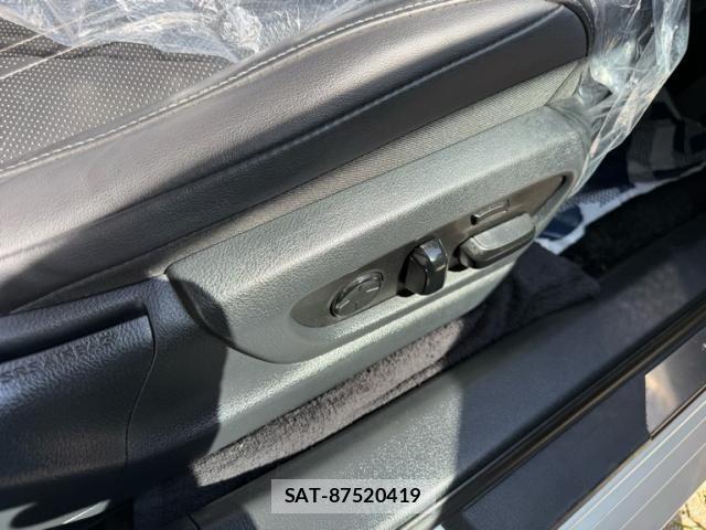 Lexus ES 2020-07 8158688-15