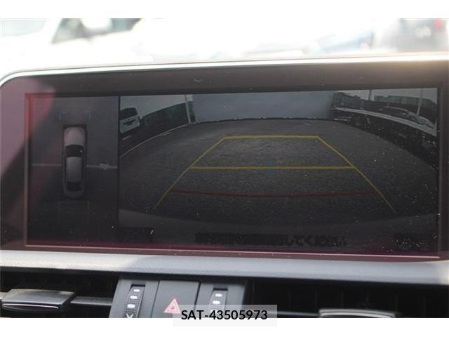 Lexus ES 2019-07 8158689-2