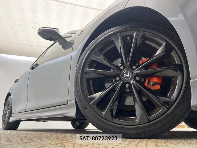 Lexus ES 2022-02 8230601-13
