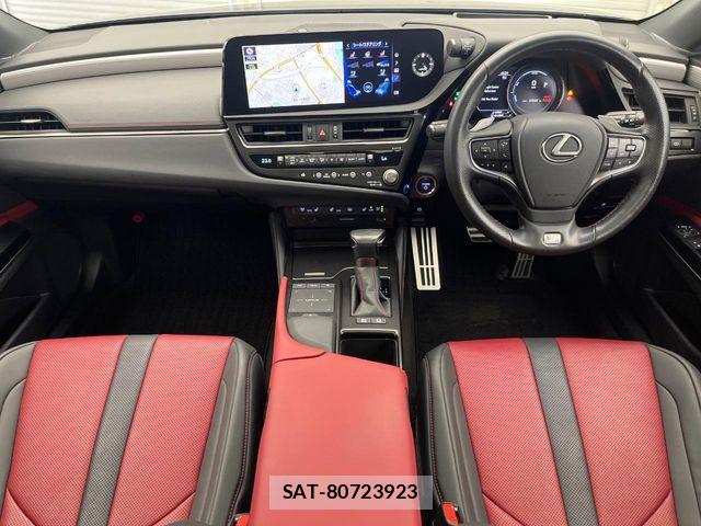 Lexus ES 2022-02 8230601-1